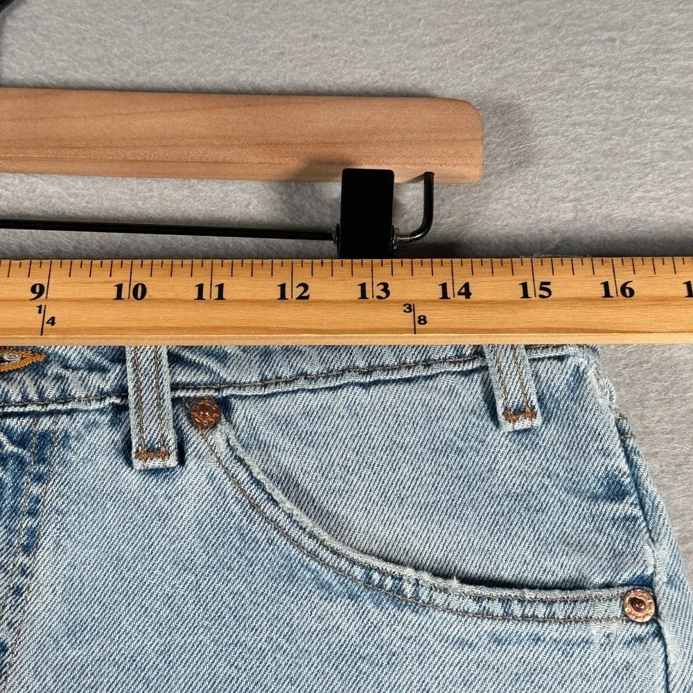 Vintage Levis 550 Relaxed Fit Denim Shorts Light Wash Orange Tab Mens 32 31x9